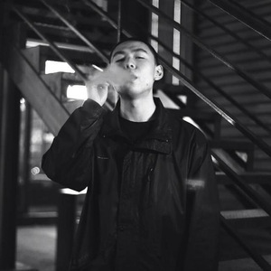 美女撒尿❌❌❌人妻熟女
